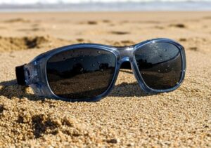 Óculos para kitesurf da Ferrovia Solar & Grau com proteção UV400 e elástico de fixação