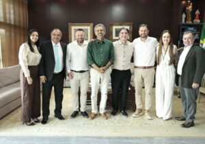 Governador Elmano de Freitas anuncia instalação de fábrica do ramo calçadista no município de Granja, no interior do Ceará.