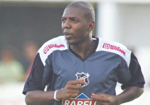 Ex-atacante Reinaldo Aleluia em passagem pelo Ceará Sporting Club