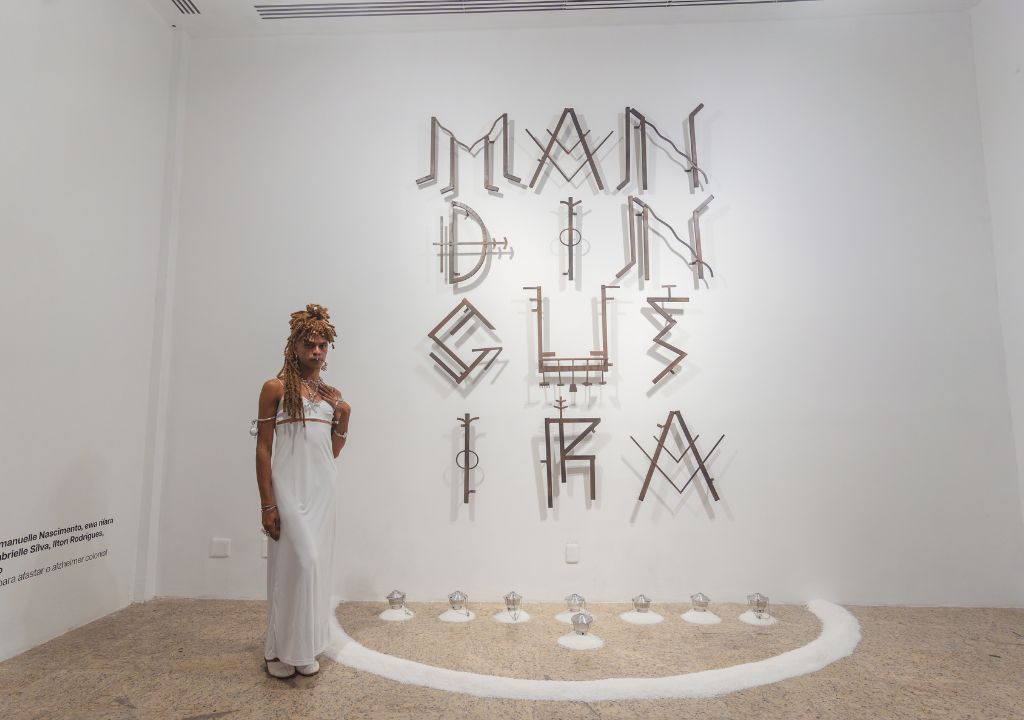 Artista Pedra Silva em performance