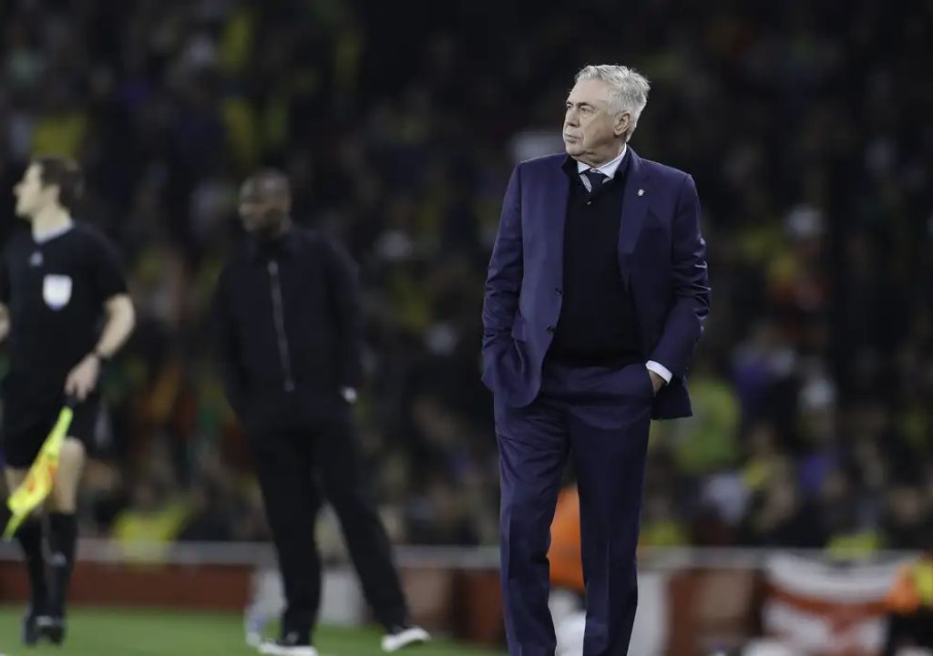 Carlo Ancelotti durante partida da Seleção Brasileira na Copa do Mundo de 2026.